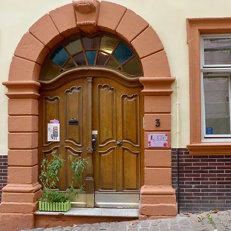 Lotte - The Backpackers Hostel Heidelberg