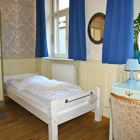 Lotte - The Backpackers Hostel Heidelberg